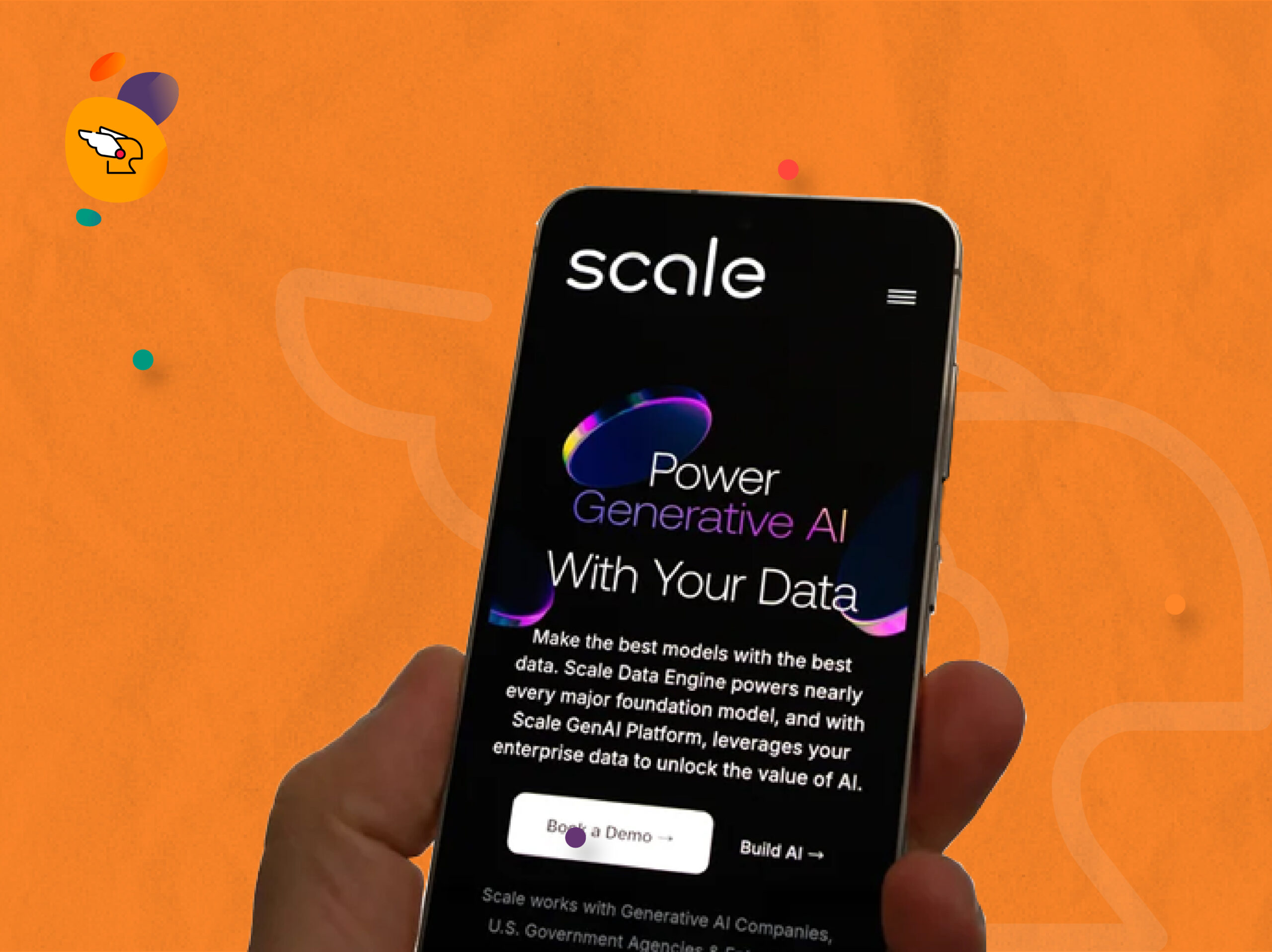 Seseorang memegang smartphone yang menampilkan situs web teknologi data Scale AI, relevan dengan pembahasan integrasi model pada meta ai threads.
